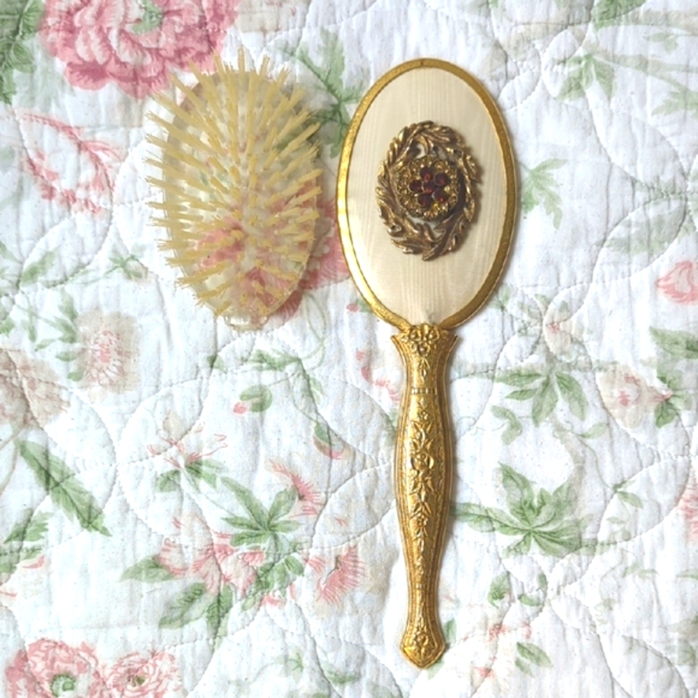 Vintage Globe 24k Gold Plated Floral Rose Brush For Vanity ( READ ) - Picture 5 of 11